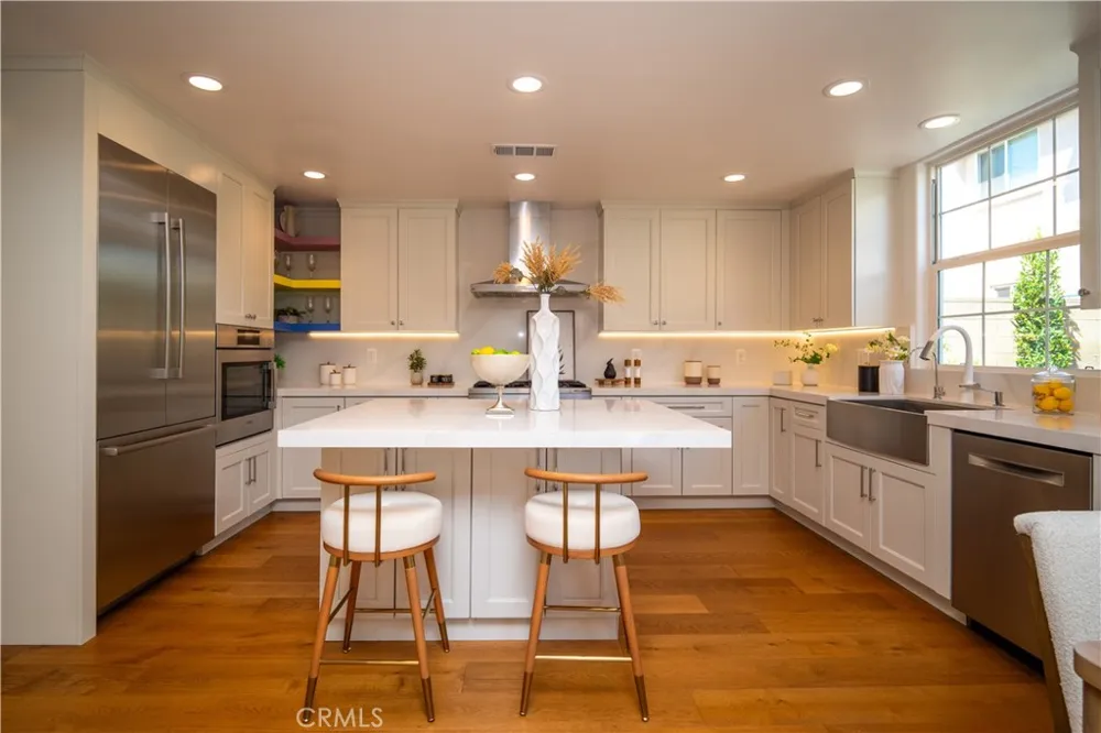 9401 Longden Temple City, CA 91780