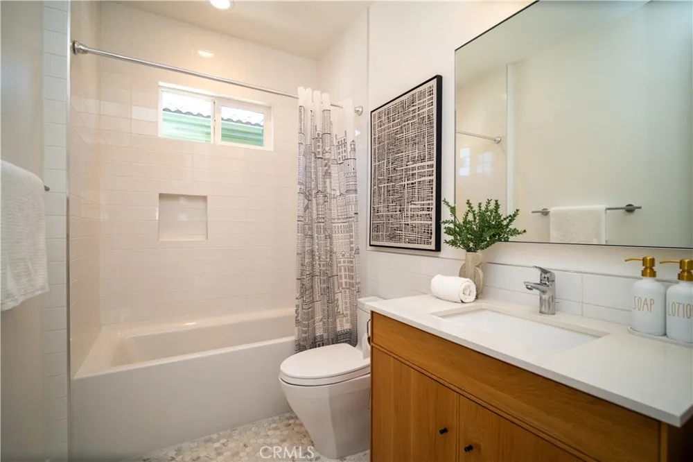 9401 Longden Temple City, CA 91780