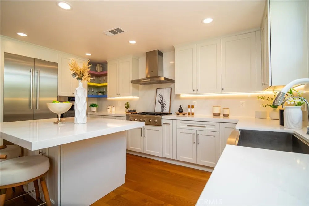 9401 Longden Temple City, CA 91780