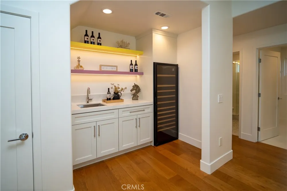 9401 Longden Temple City, CA 91780