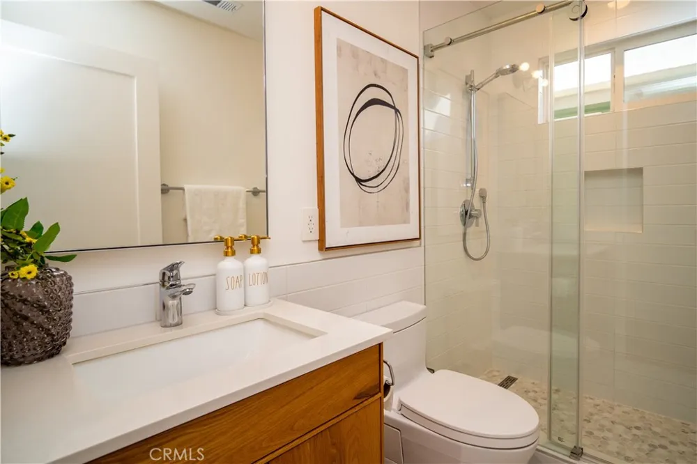 9401 Longden Temple City, CA 91780