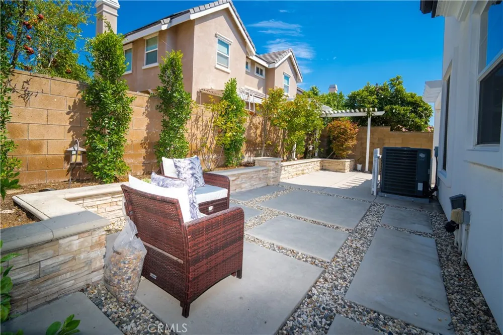 9401 Longden Temple City, CA 91780