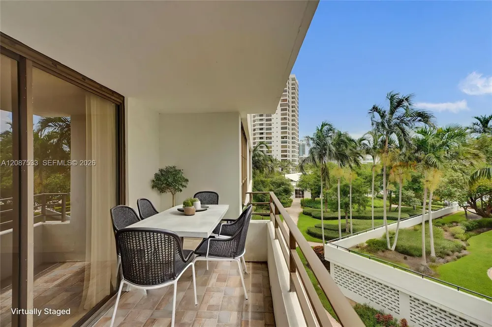 600 Three Islands Blvd #311 Hallandale Beach, FL 33009