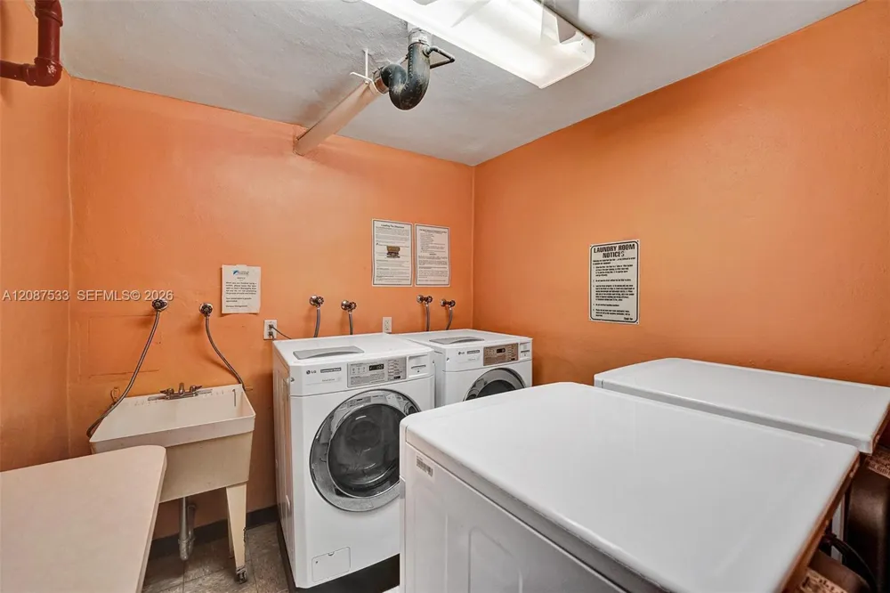 600 Three Islands Blvd #311 Hallandale Beach, FL 33009