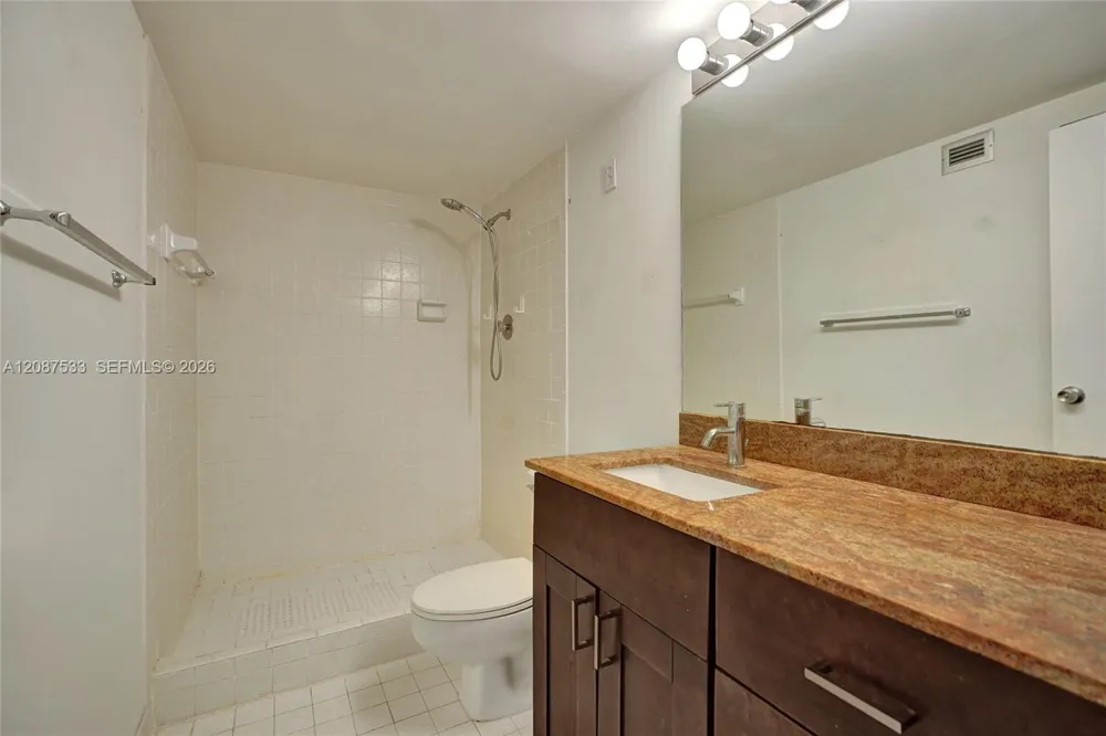 600 Three Islands Blvd #311 Hallandale Beach, FL 33009