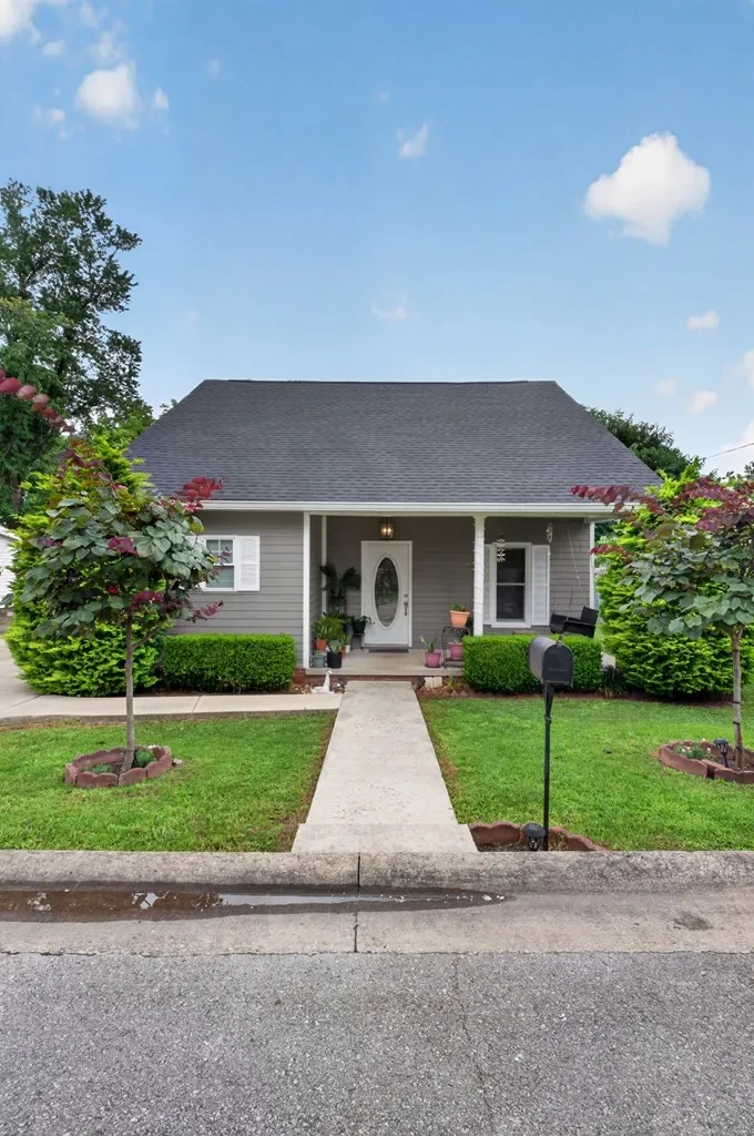 110 Edison St McMinnville, TN 37110