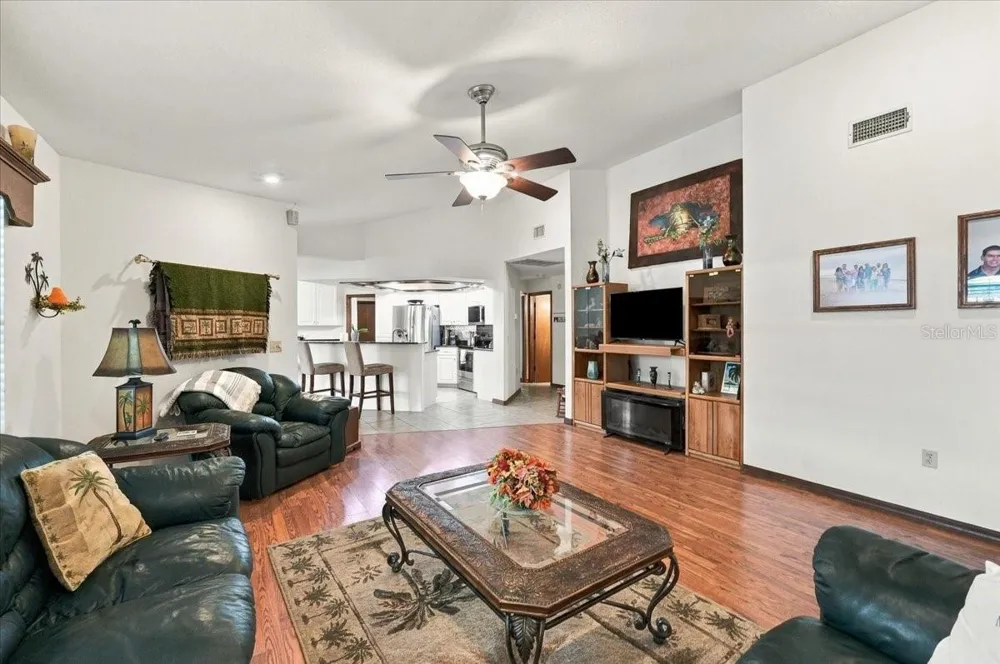 1731 BRANGUS DRIVE Lakeland, FL 33810