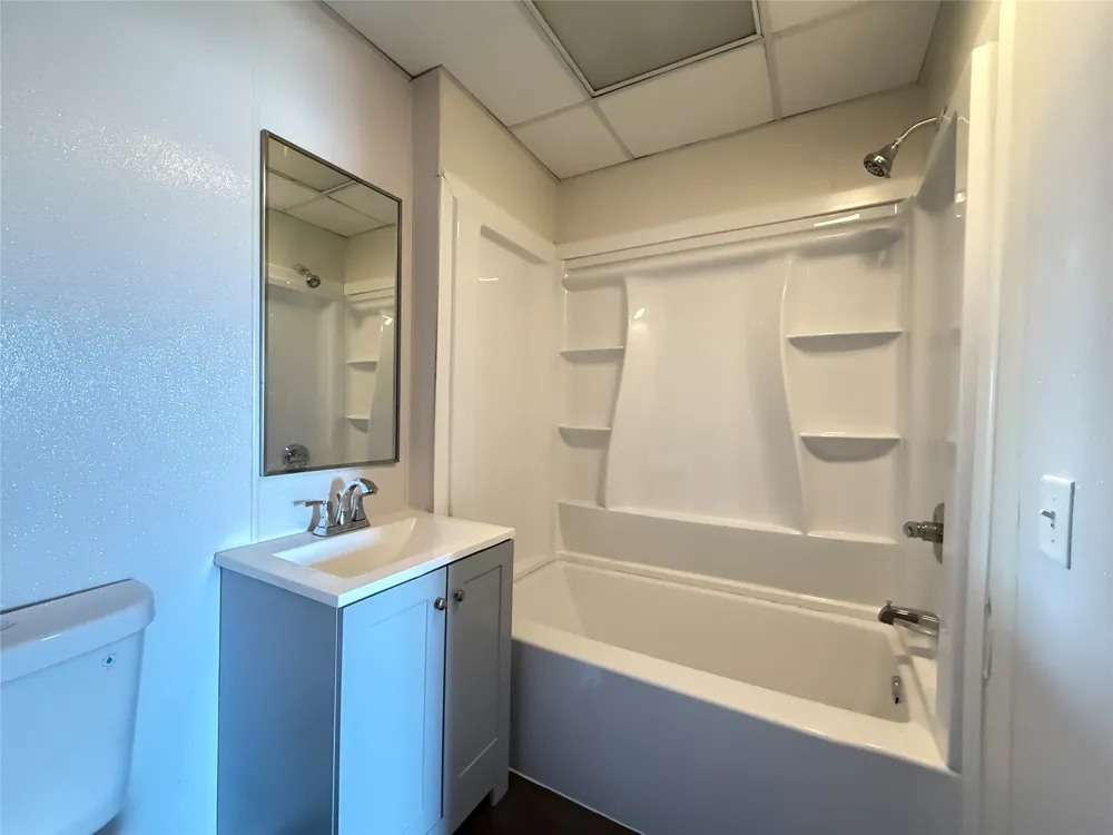 160 Private Road 4352 #B Lampasas, TX 76550