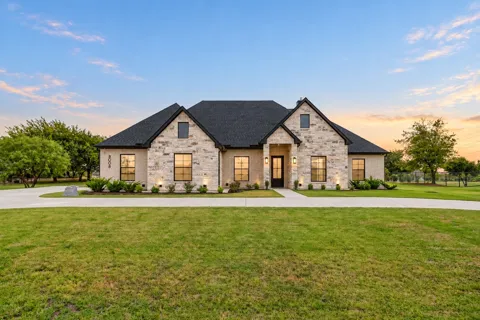 8008 Ben Day Murrin Road