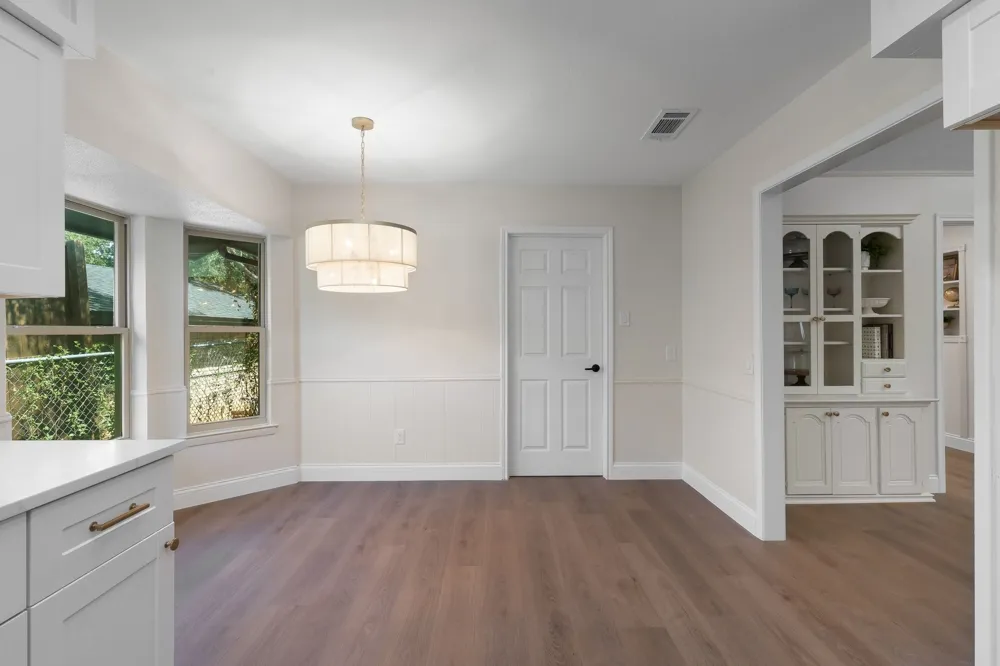 2844 Hurstview Drive Hurst, TX 76054