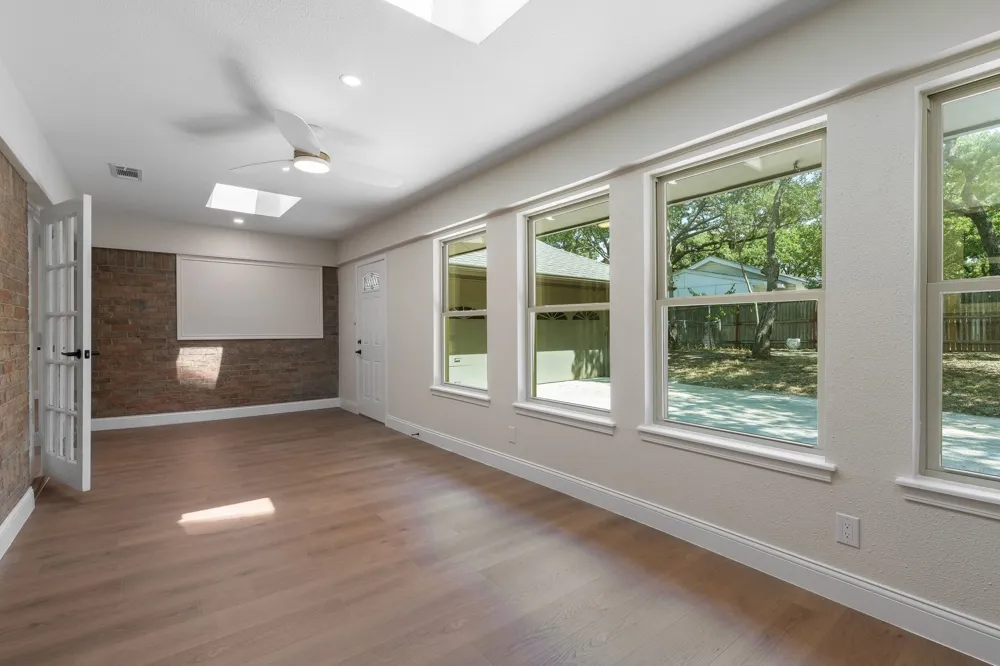 2844 Hurstview Drive Hurst, TX 76054