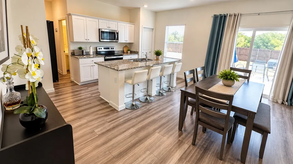 2 Glen Crossings Road Edgecliff Village, TX 76134