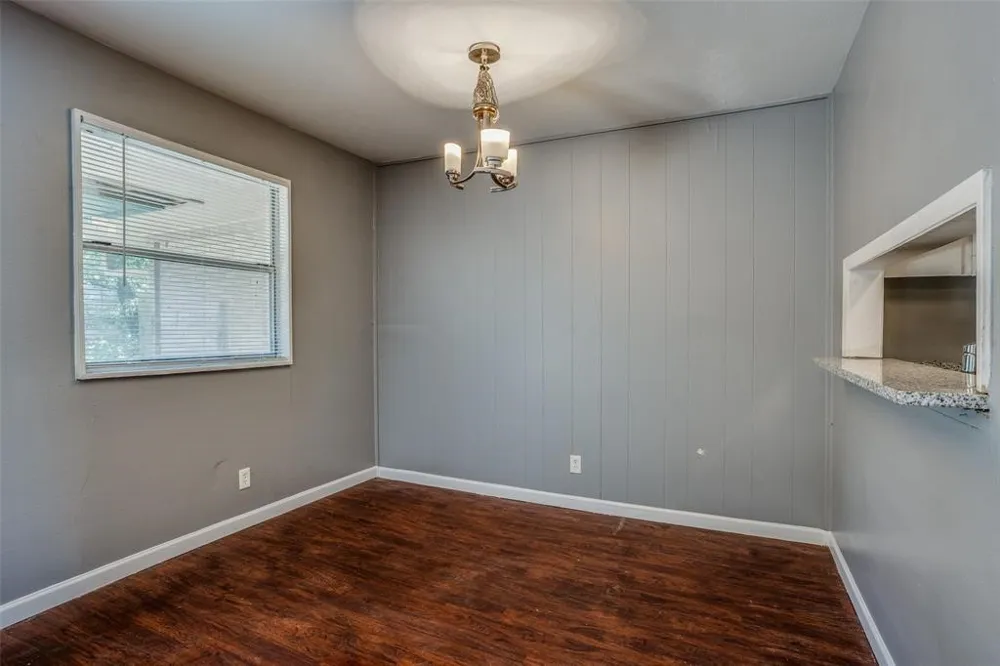 982 S Weatherred Drive #B Richardson, TX 75080