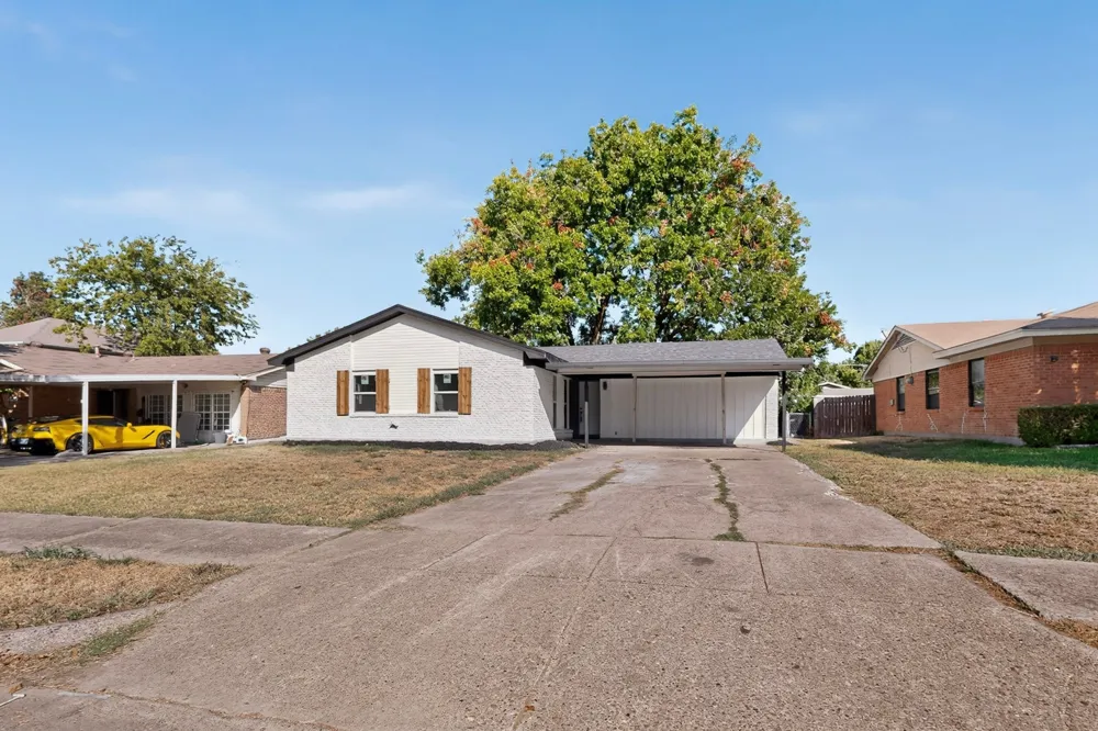 3241 Santiago Drive Mesquite, TX 75150