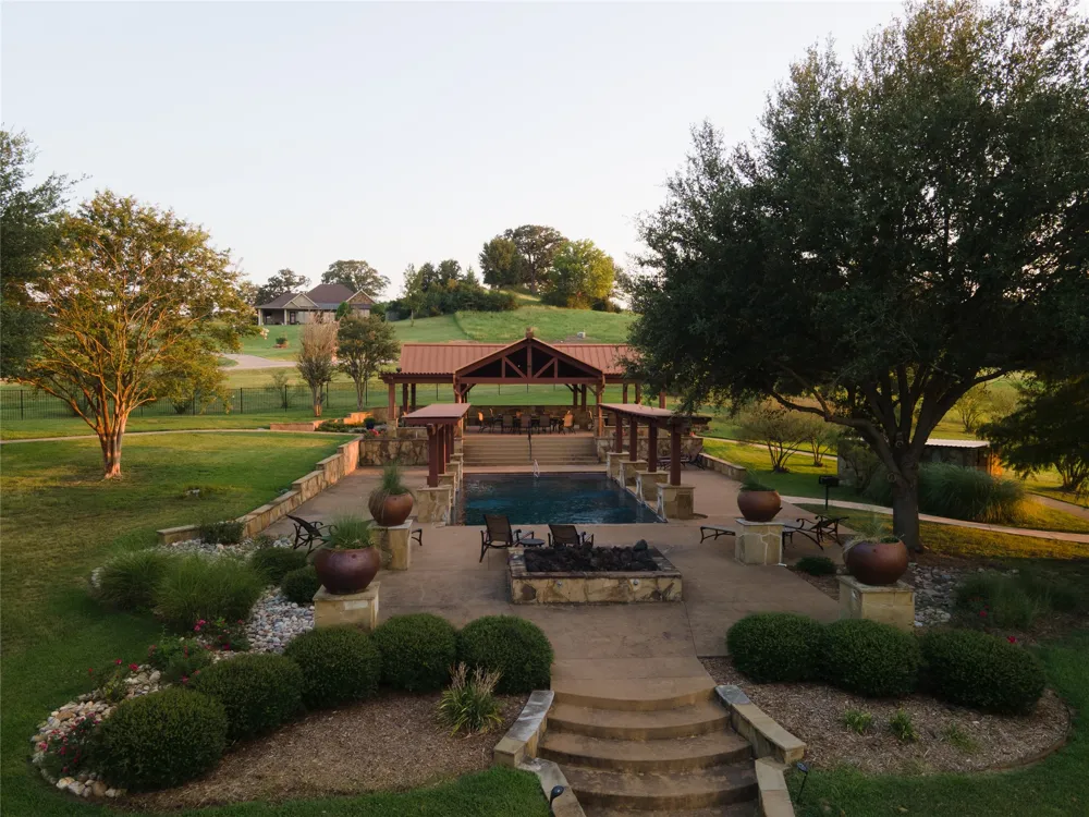Pine View Court Athens, TX 75752