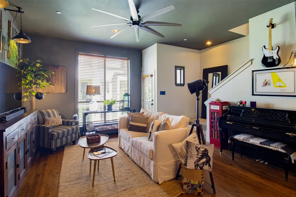 4211 Rawlins Street #347 Dallas, TX 75219