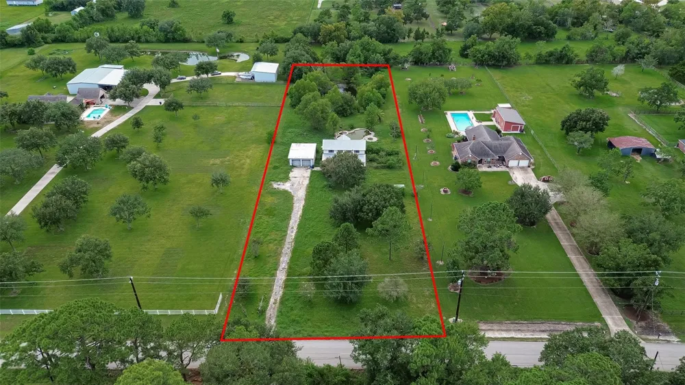 6412 Avenue M Santa Fe, TX 77510