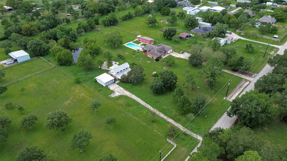 6412 Avenue M Santa Fe, TX 77510