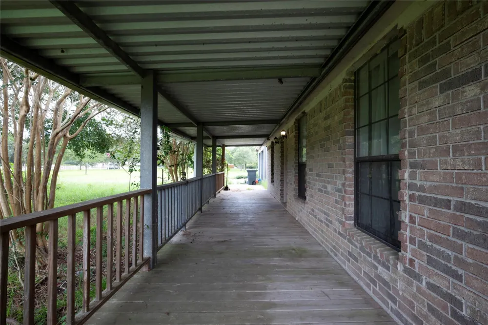 6412 Avenue M Santa Fe, TX 77510
