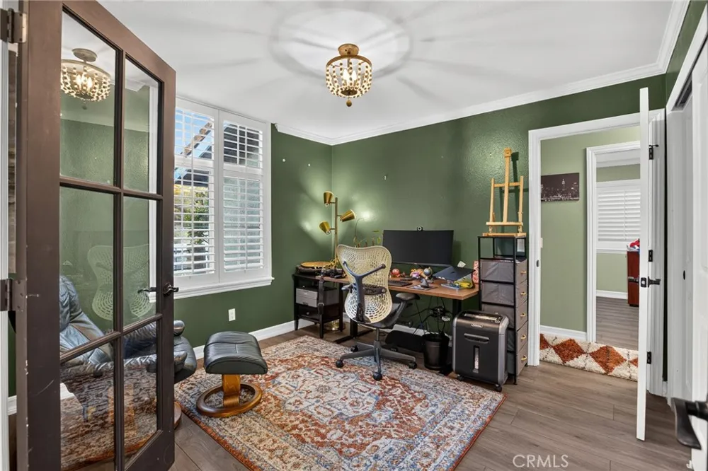 3044 Mountain Top Highland, CA 92346