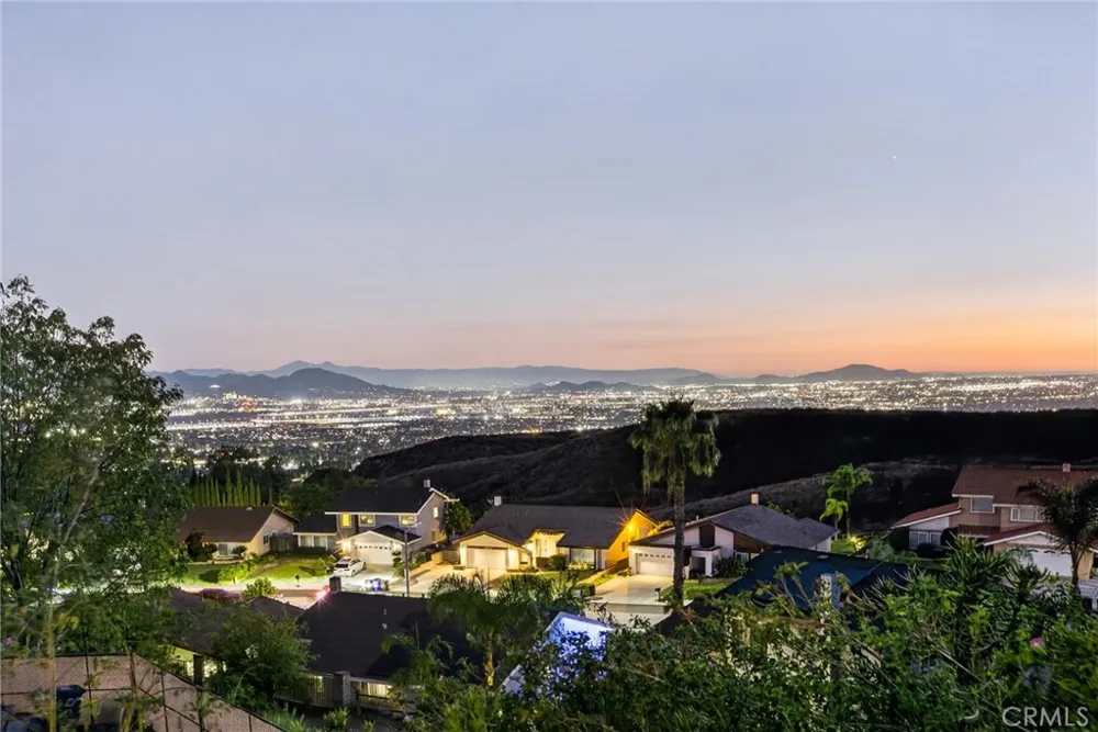 3044 Mountain Top Highland, CA 92346