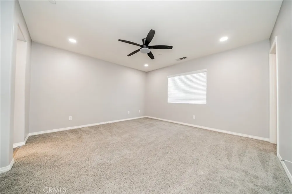 18265 Damiana San Bernardino, CA 92407