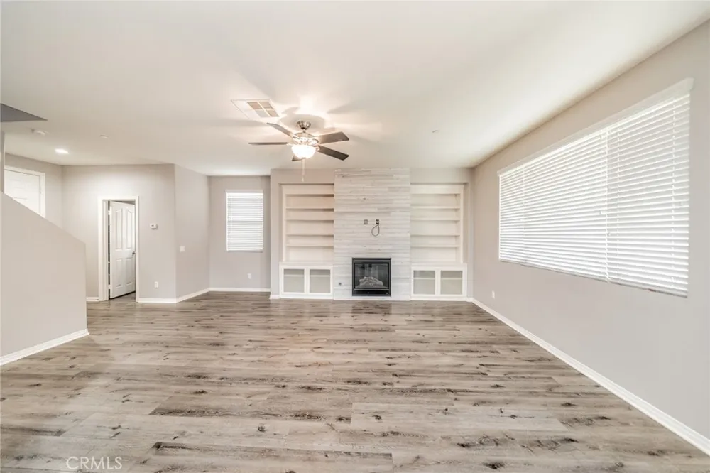 18265 Damiana San Bernardino, CA 92407