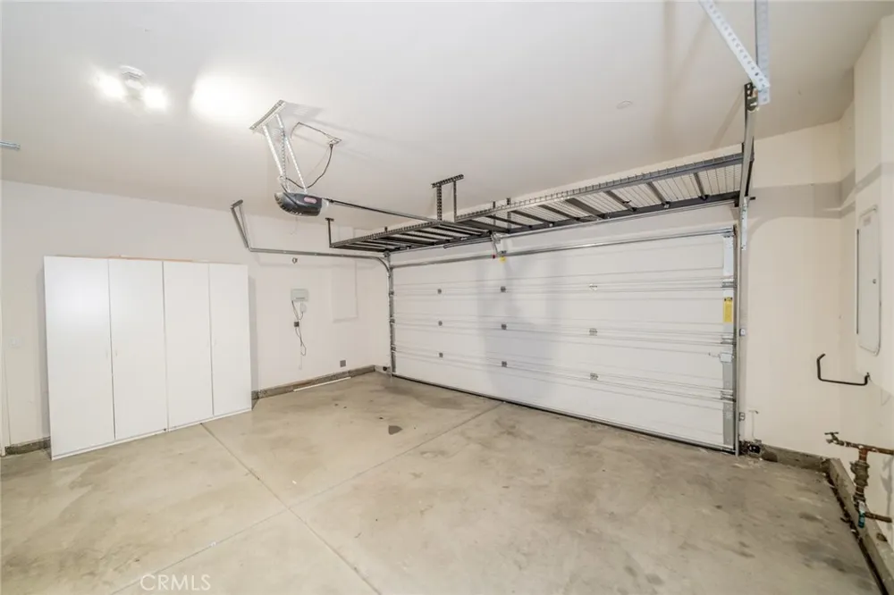 18265 Damiana San Bernardino, CA 92407