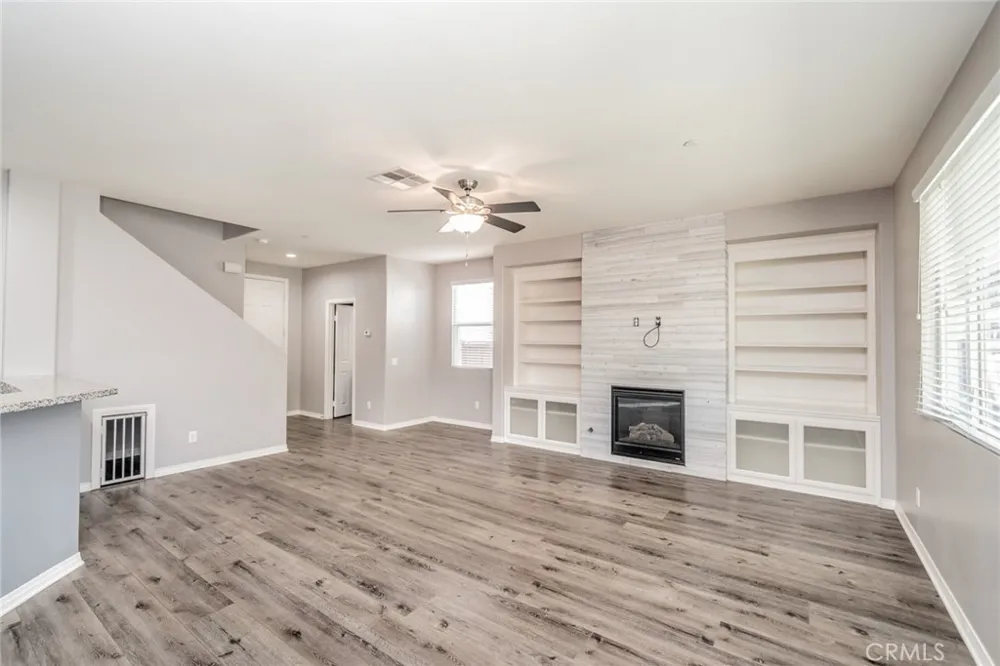 18265 Damiana San Bernardino, CA 92407