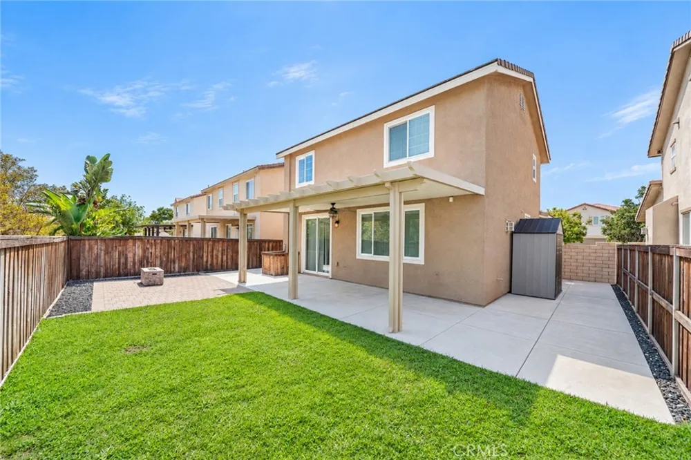 18265 Damiana San Bernardino, CA 92407