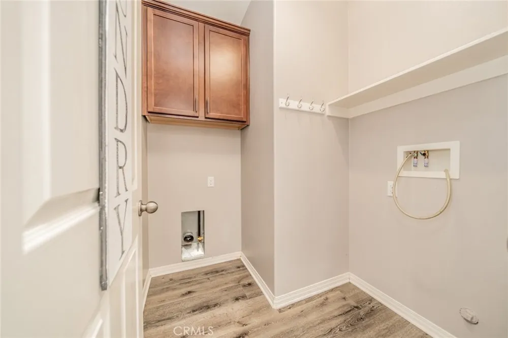 18265 Damiana San Bernardino, CA 92407