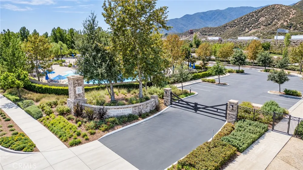 18265 Damiana San Bernardino, CA 92407