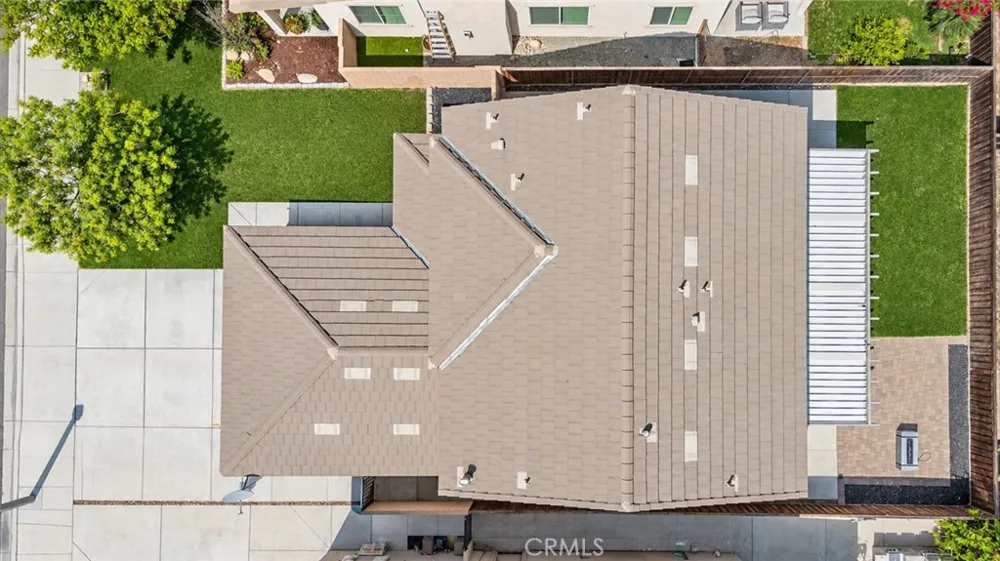 18265 Damiana San Bernardino, CA 92407