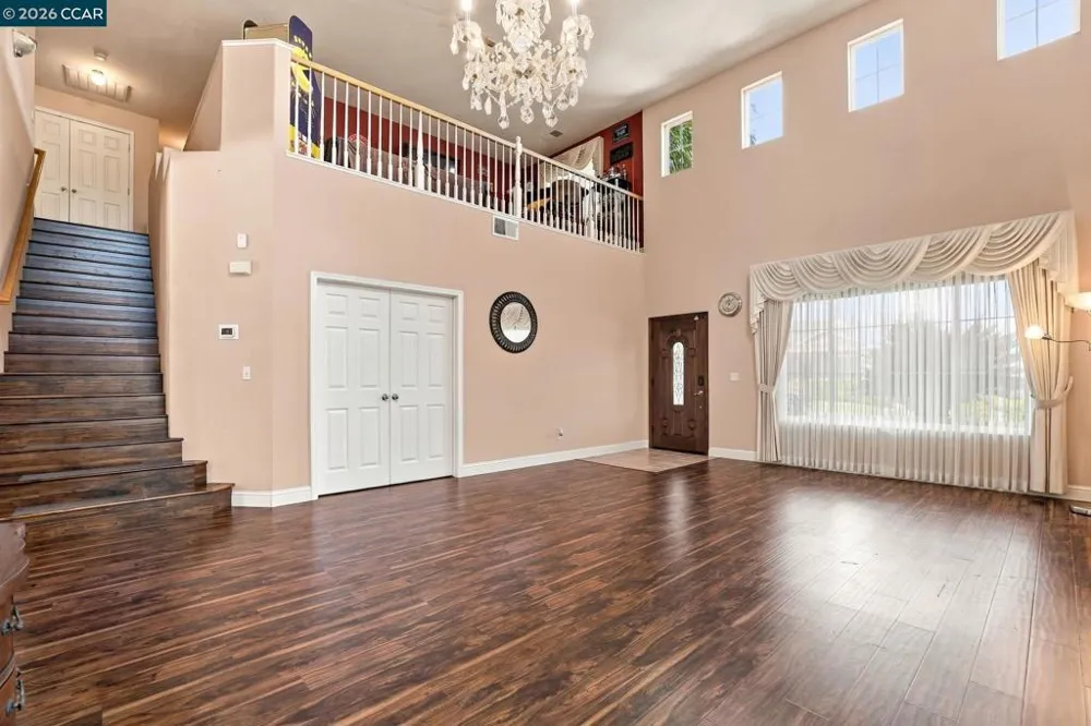 204 Millbrook Dr Pittsburg, CA 94565