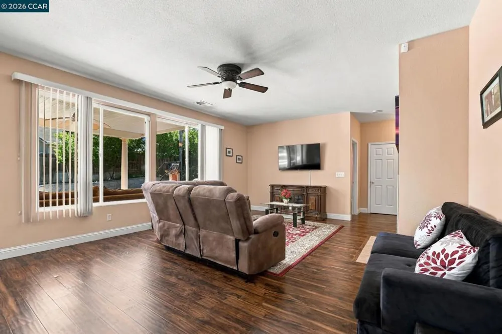 204 Millbrook Dr Pittsburg, CA 94565