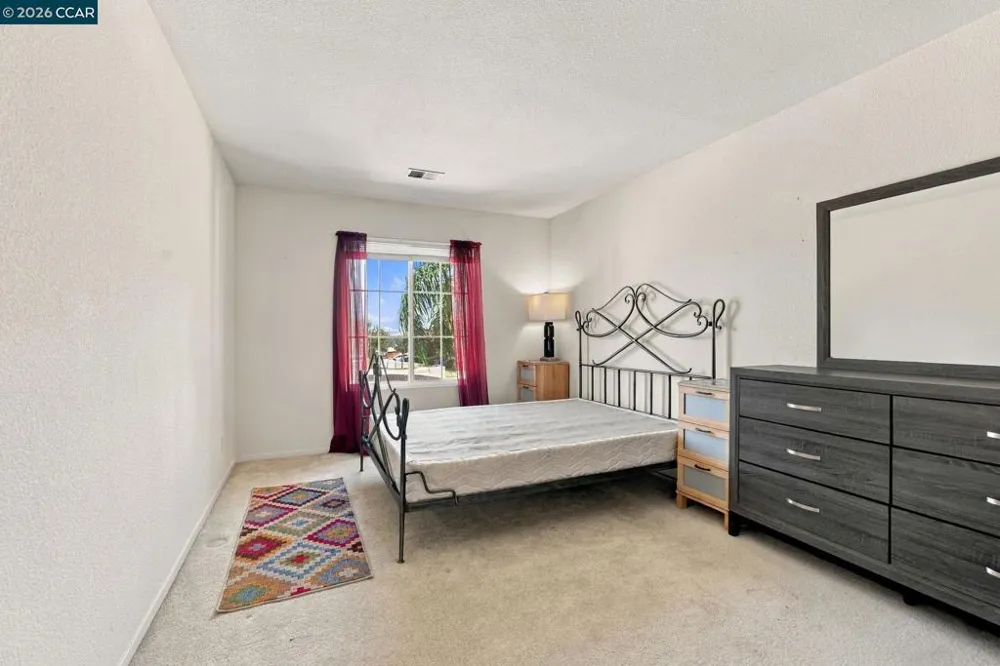 204 Millbrook Dr Pittsburg, CA 94565