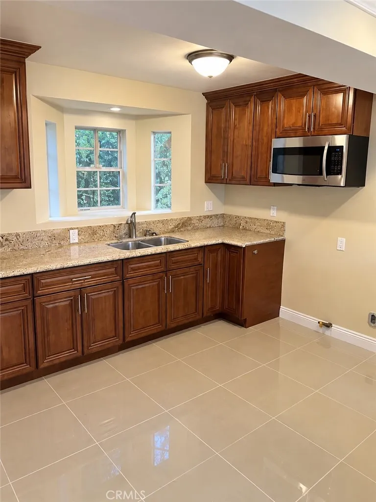 23783 Bowl Road Crestline, CA 92325