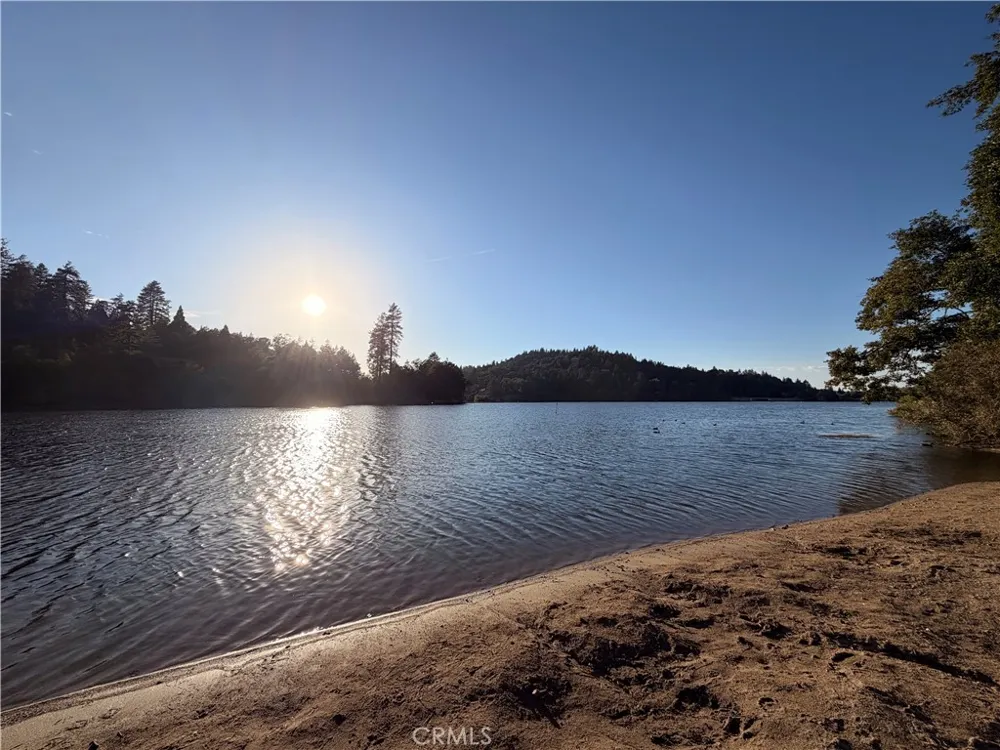 23783 Bowl Road Crestline, CA 92325