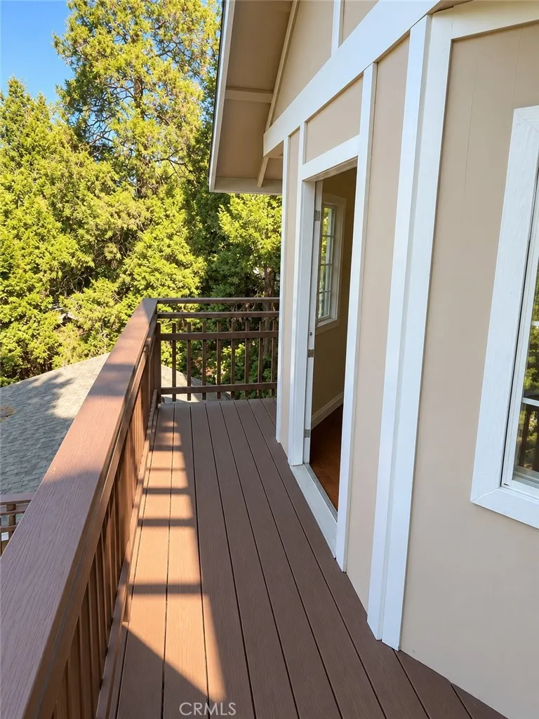 23783 Bowl Road Crestline, CA 92325