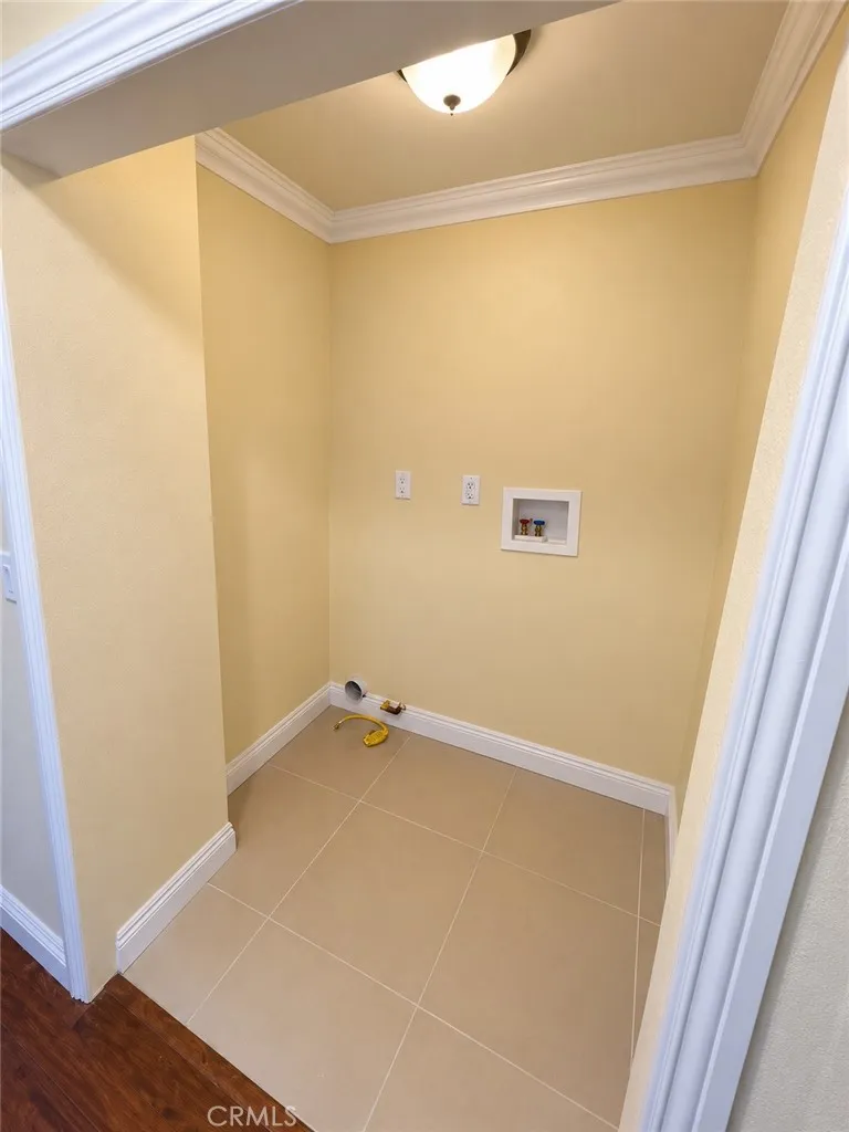 23783 Bowl Road Crestline, CA 92325