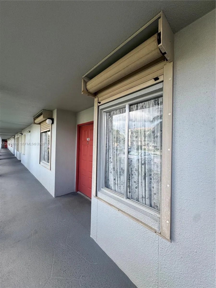 750 SW 138th Ave #106F Pembroke Pines, FL 33027