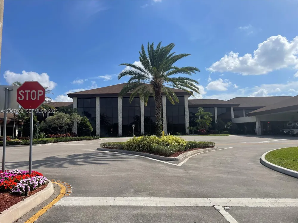 750 SW 138th Ave #106F Pembroke Pines, FL 33027