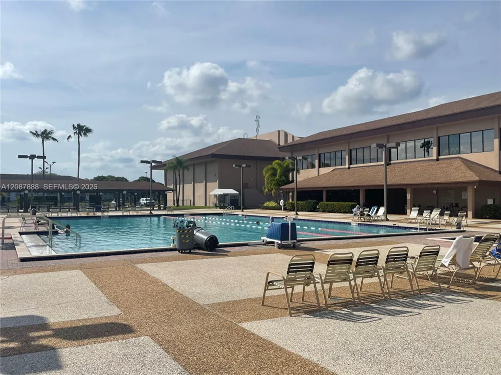 750 SW 138th Ave #106F Pembroke Pines, FL 33027