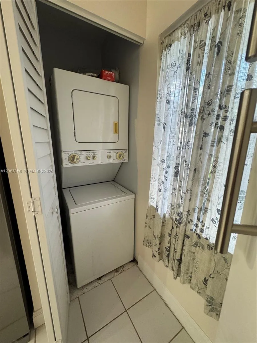 750 SW 138th Ave #106F Pembroke Pines, FL 33027