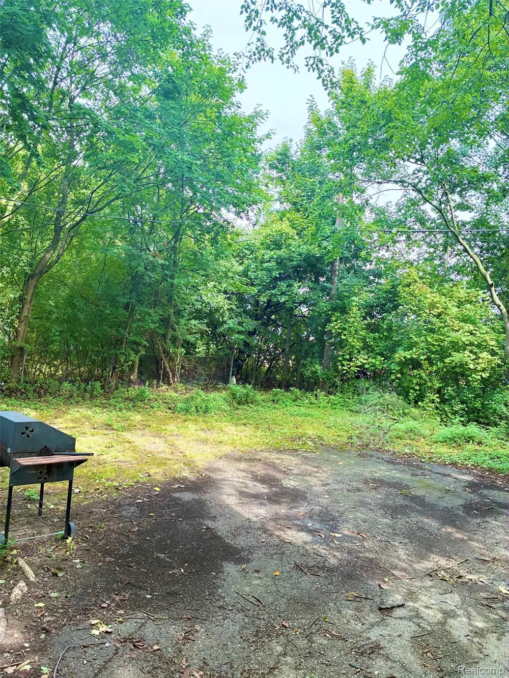 1622 Barbara Drive Flint City, MI 48504
