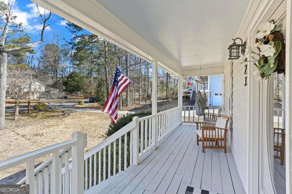 323 West LN Woodstock, GA 30188