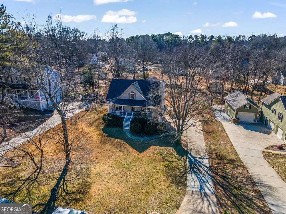 323 West LN Woodstock, GA 30188