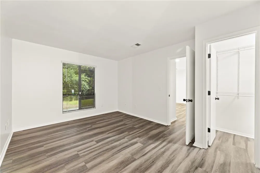 521 Warm Springs Circle Roswell, GA 30075