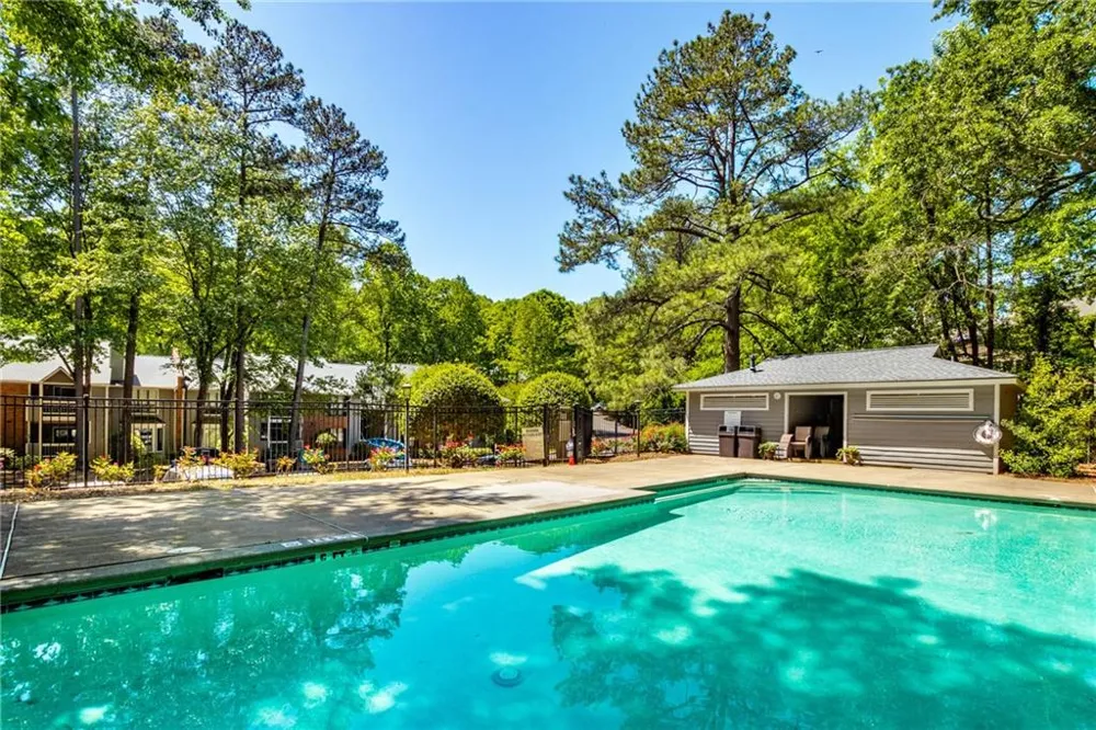 521 Warm Springs Circle Roswell, GA 30075