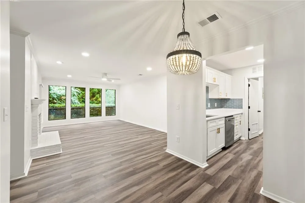 521 Warm Springs Circle Roswell, GA 30075